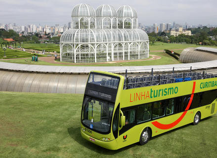 Use o ônibus turístico